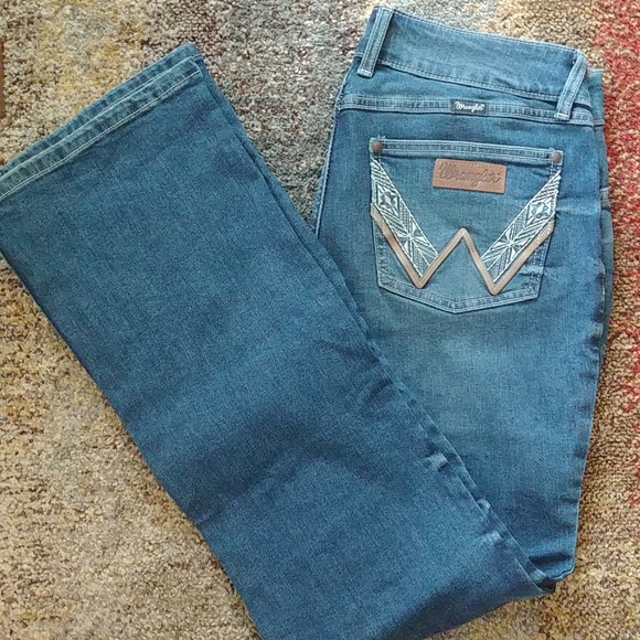 RARE Wrangler Premium Patch Retro Mae Jeans 👖Size 11 x 34 - Picture 3 of 10